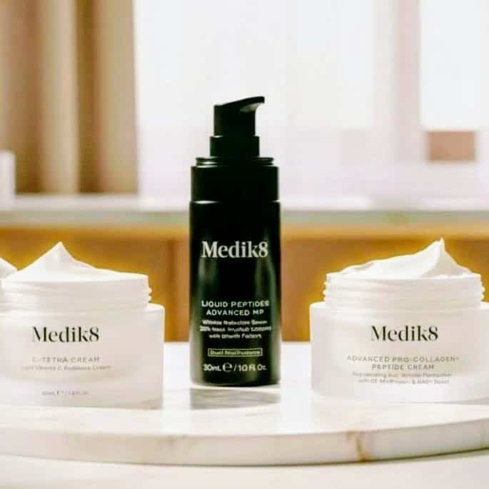 Medik8 huidverzorgingsproducten, huidverbetering, schoonheidsbehandeling.